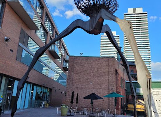 canada/toronto/downtown-toronto/landmark/the-distillery-historic-district