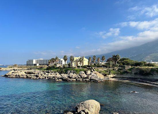 cyprus/kyrenia/lapta/landmark/lapta-sahil-yuruyus-yolu