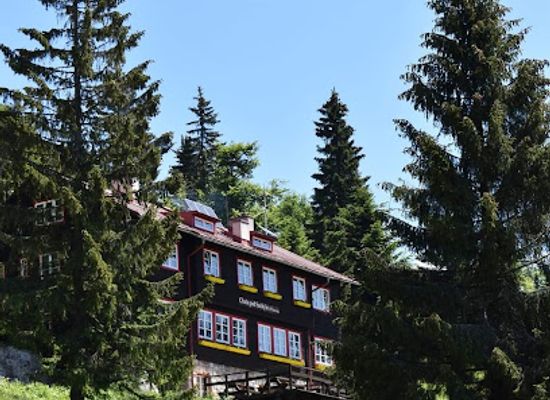 slovakia/mala-fatra-national-park/landmark/chata-pod-suchym
