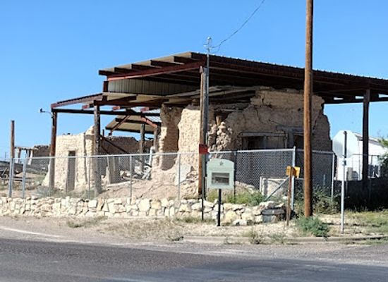 texas/south-texas/landmark/oldest-house-in-fort-stockton