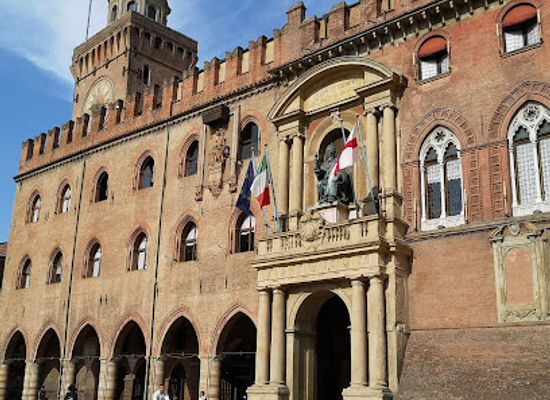 italy/emilia-romagna/landmark/basilica-di-san-petronio