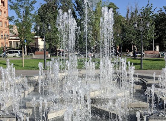 armenia/kotayk/landmark/english-park