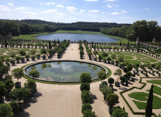 france/versailles/landmark/queen-s-hamlet