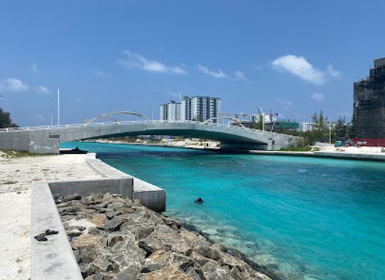 maldives/male/hulhule/landmark/hulhumale-beach