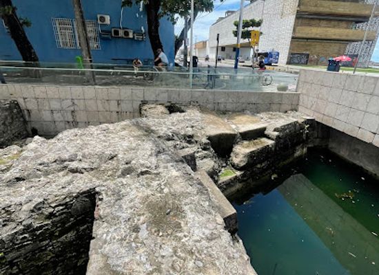 brazil/recife/recife-antigo/landmark/antiga-muralha-de-recife-do-seculo-xvii