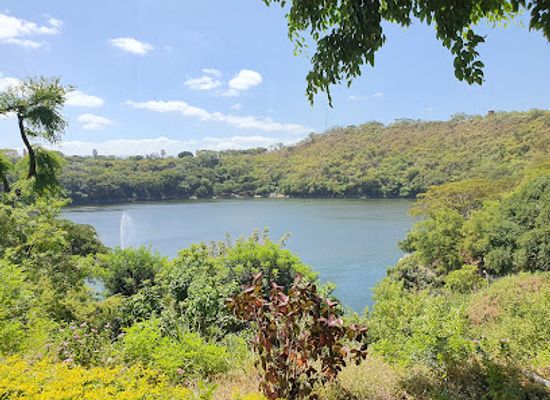 nicaragua/central-region/landmark/reserva-natural-laguna-de-tiscapa
