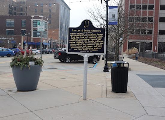 indiana/south-bend/landmark/lincoln-and-dixie-highway-historic-marker