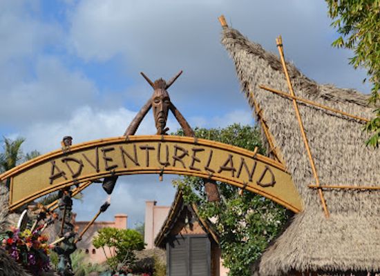 california/anaheim/landmark/walt-disney-s-enchanted-tiki-room