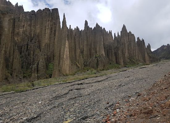 bolivia/andean-valleys/landmark/valle-de-las-animas-ruta-alterna