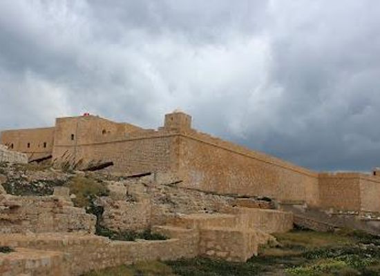 tunisia/the-sahel/landmark/burj-el-kabir