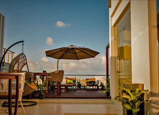 maldives/hulhumale-island/landmark/avoca-inn