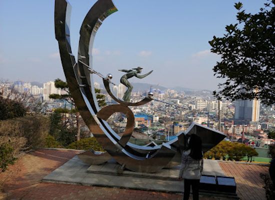 south-korea/mokpo/landmark/yudalsan-sculpture-park