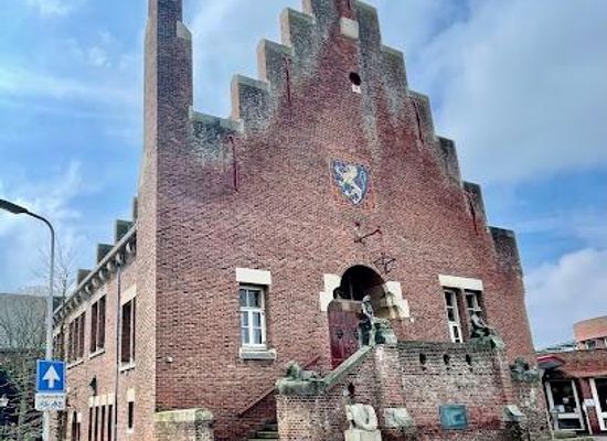 netherlands/bollenstreek/landmark/gemeentehuis
