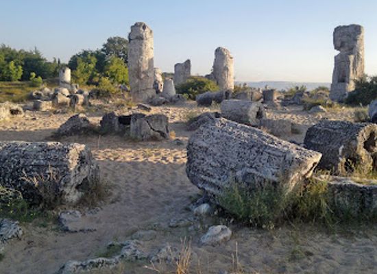 bulgaria/central-southern-bulgaria/landmark/pobitite-kamuni