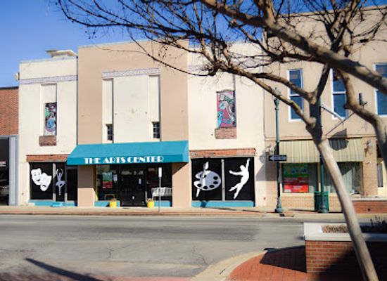 arkansas/jonesboro/landmark/the-foundation-of-arts-forum-theater