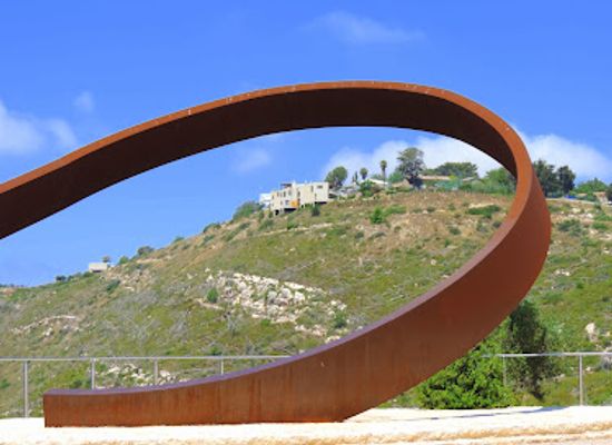 israel/haifa-district/landmark/carmel-fire-monument