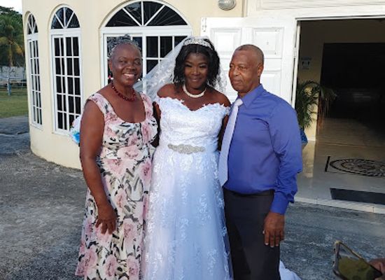 jamaica/savanna-la-mar/landmark/top-quality-barber-salon