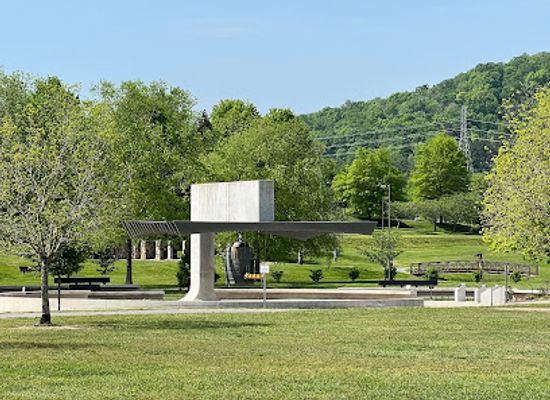 tennessee/oak-ridge/landmark/manhattan-project-national-historical-park-information-desk