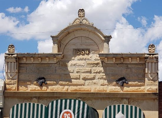 texas/san-angelo/landmark/miss-hattie-s-bordello-museum