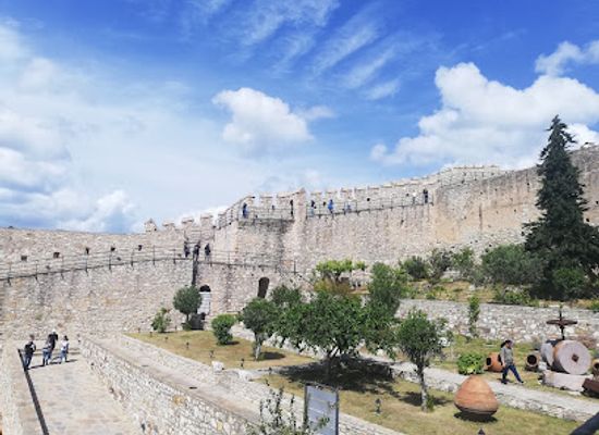 turkiye/aegean-region/landmark/cesme-castle