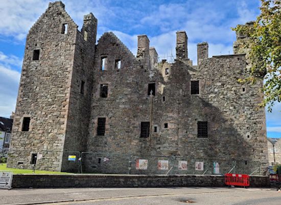 united-kingdom/kirkcudbrightshire/attraction/maclellan-s-castle-2