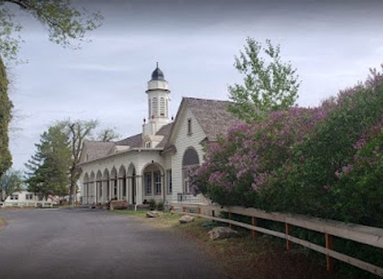 oregon/harney-basin/landmark/the-mill-house-bed-and-breakfast-inn-and-events