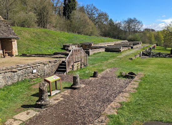 united-kingdom/cotswolds/attraction/national-trust-chedworth-roman-villa-2