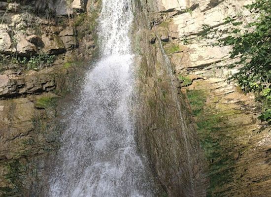 georgia/shida-kartli/landmark/biisi-waterfall
