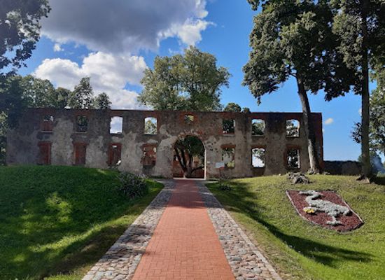 latvia/semigallia/landmark/grobina-castle