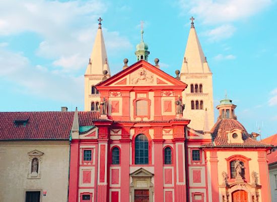 czechia/bohemia/landmark/st-george-s-basilica