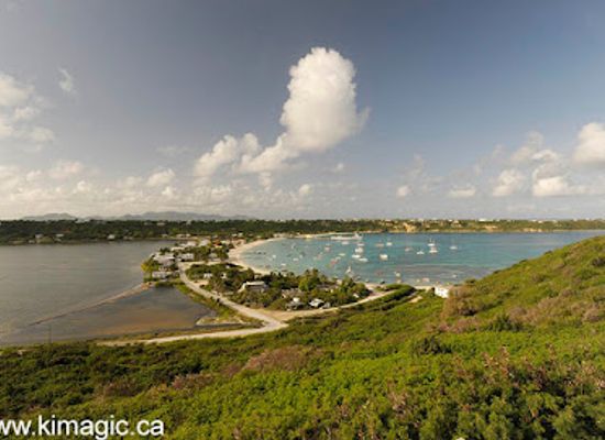 anguilla/sandy-ground/landmark/road-salt-pond