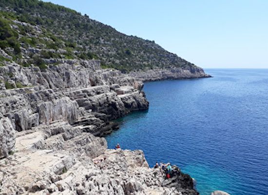 croatia/mljet-island/landmark/odysseus-cave
