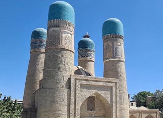 uzbekistan/bukhara-region/landmark/chor-minor-madrasah