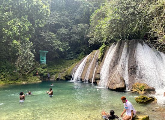 jamaica/port-antonio/landmark/reach-falls