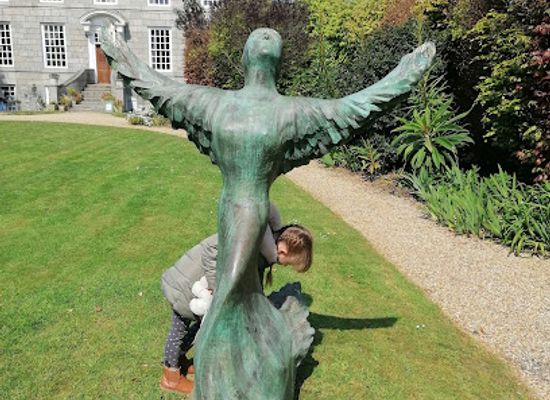 guernsey/lihou/landmark/sausmarez-manor