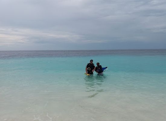 maldives/ukulhas/landmark/olhumathi-restaurant