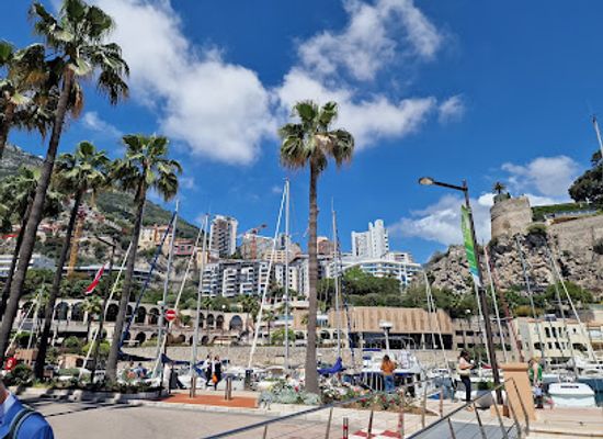 monaco/fontvieille/landmark/centre-commercial-de-fontvieille