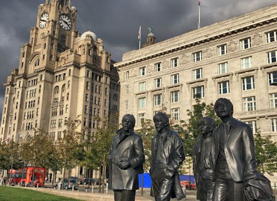 united-kingdom/liverpool/ropewalks/attraction/the-beatles-statue
