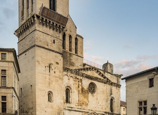 france/nimes/landmark/nimes-cathedral