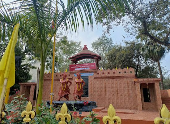 india/jabalpur/landmark/raja-shankar-shah-raghunath-shah-statue