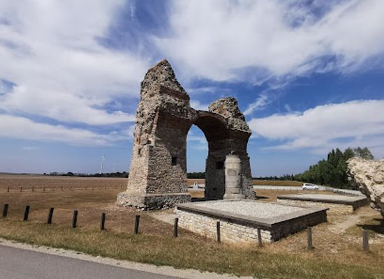 austria/weinviertel/landmark/heidentor