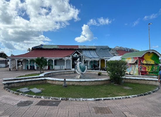 sint-maarten/sint-peters/landmark/marigot-market