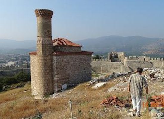 turkiye/ephesus/landmark/ayasoluk-castle