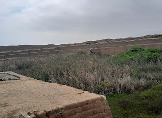 peru/trujillo/huanchaco/landmark/ceremonial-plaza
