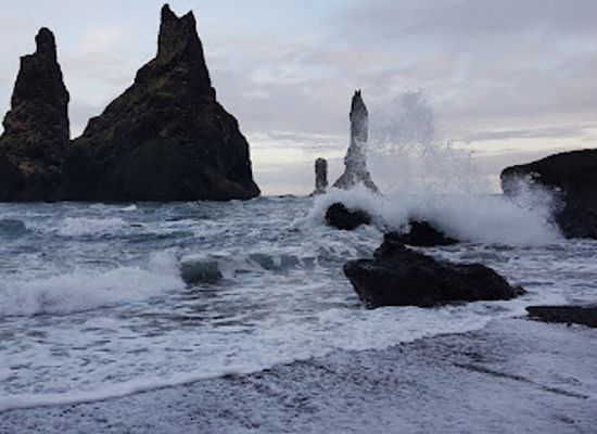 iceland/southern-region/landmark/reynisfjara-black-sand-beach