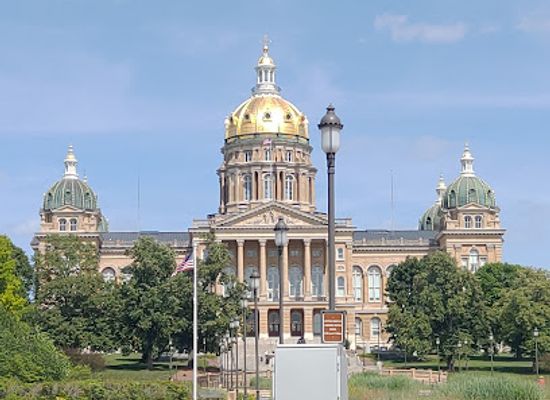 iowa/dutch-heritage-area/landmark/state-historical-building