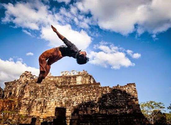 cambodia/oddar-meanchey/landmark/phare-the-cambodian-circus