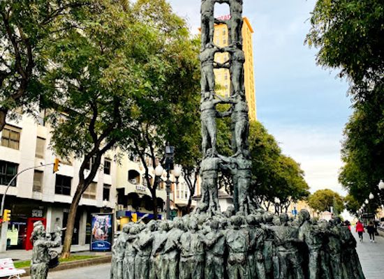 spain/catalonia-pyrenees/landmark/monument-to-the-castellers