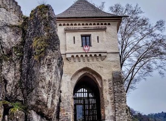 poland/krakow/landmark/zamek-w-ojcowie