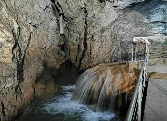 slovenia/postojna-cave/landmark/pekel-cave